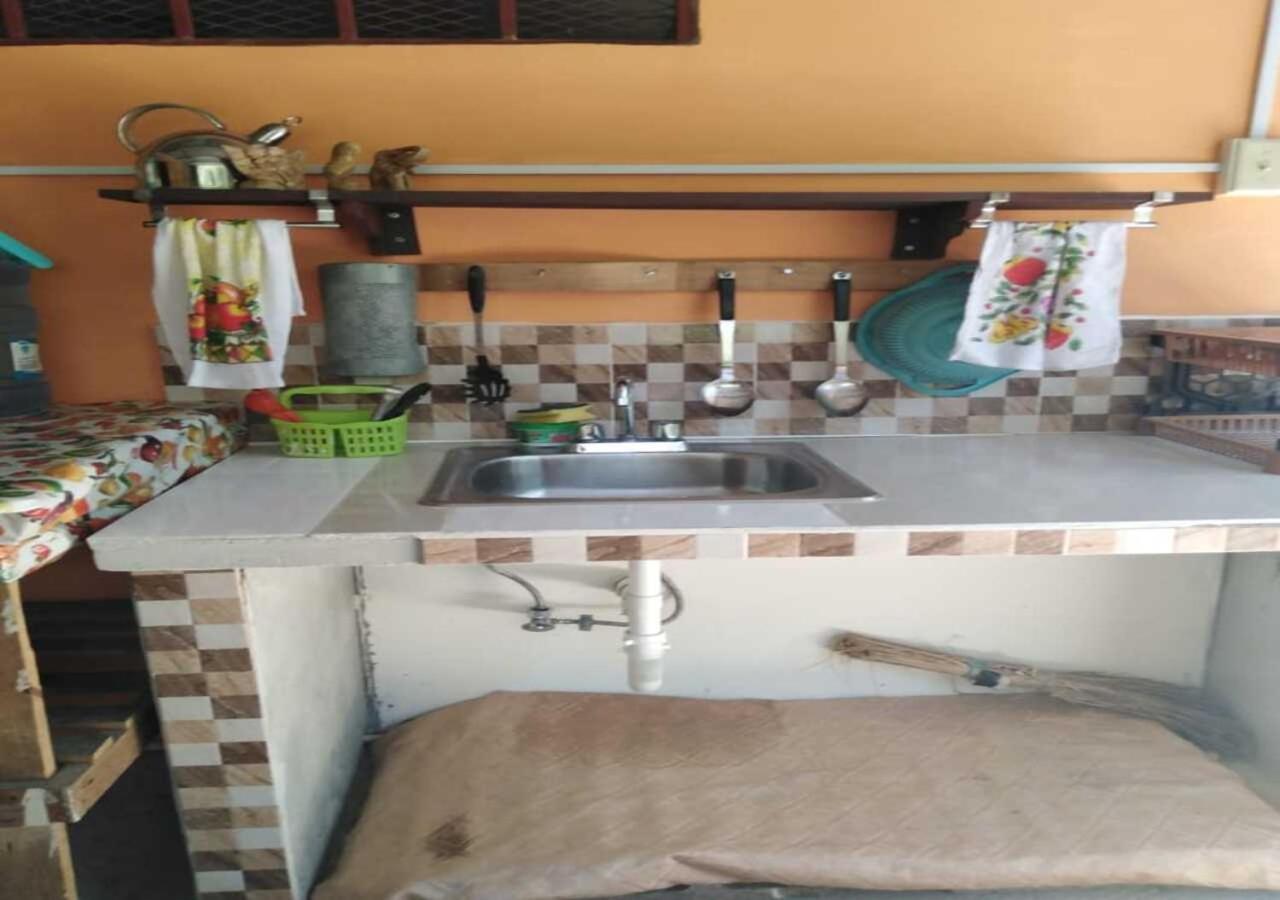 Hostal Familiar El Angel Panama B&B Pajonal Arriba Kültér fotó